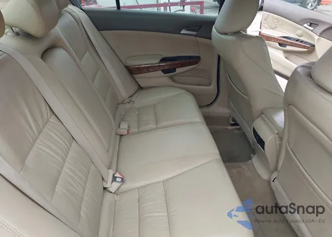 2010 Honda Accord 2.4 Ex-L z USA, uszkodzony, nr VIN 1HGCP2F8XAA145335